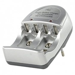 Φορτιστής μπαταριών με 4 υποδοχές φόρτισης AA/AAA/9V 